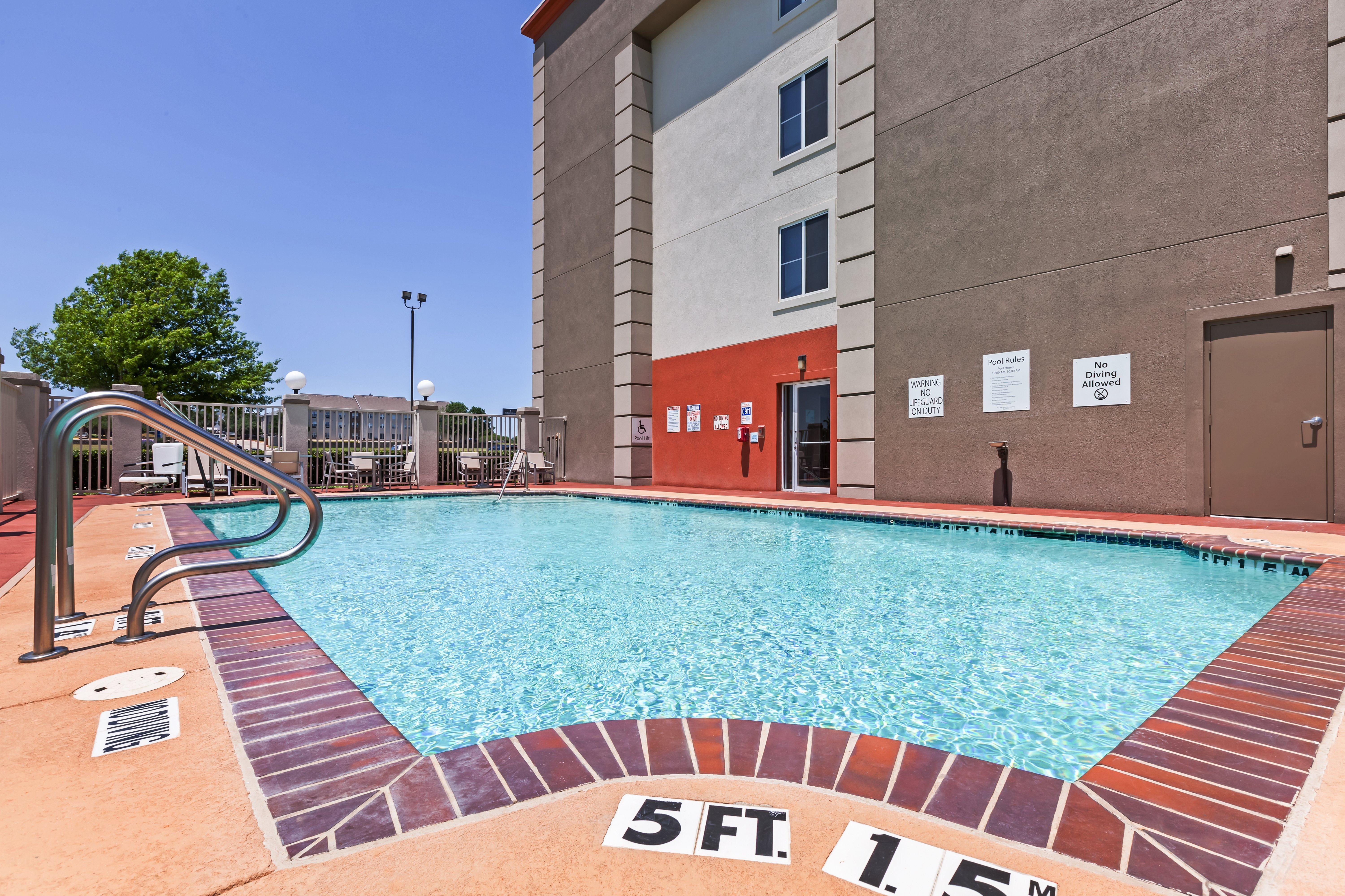 Holiday Inn Express Hotel & Suites Dallas Lewisville By Ihg Εξωτερικό φωτογραφία