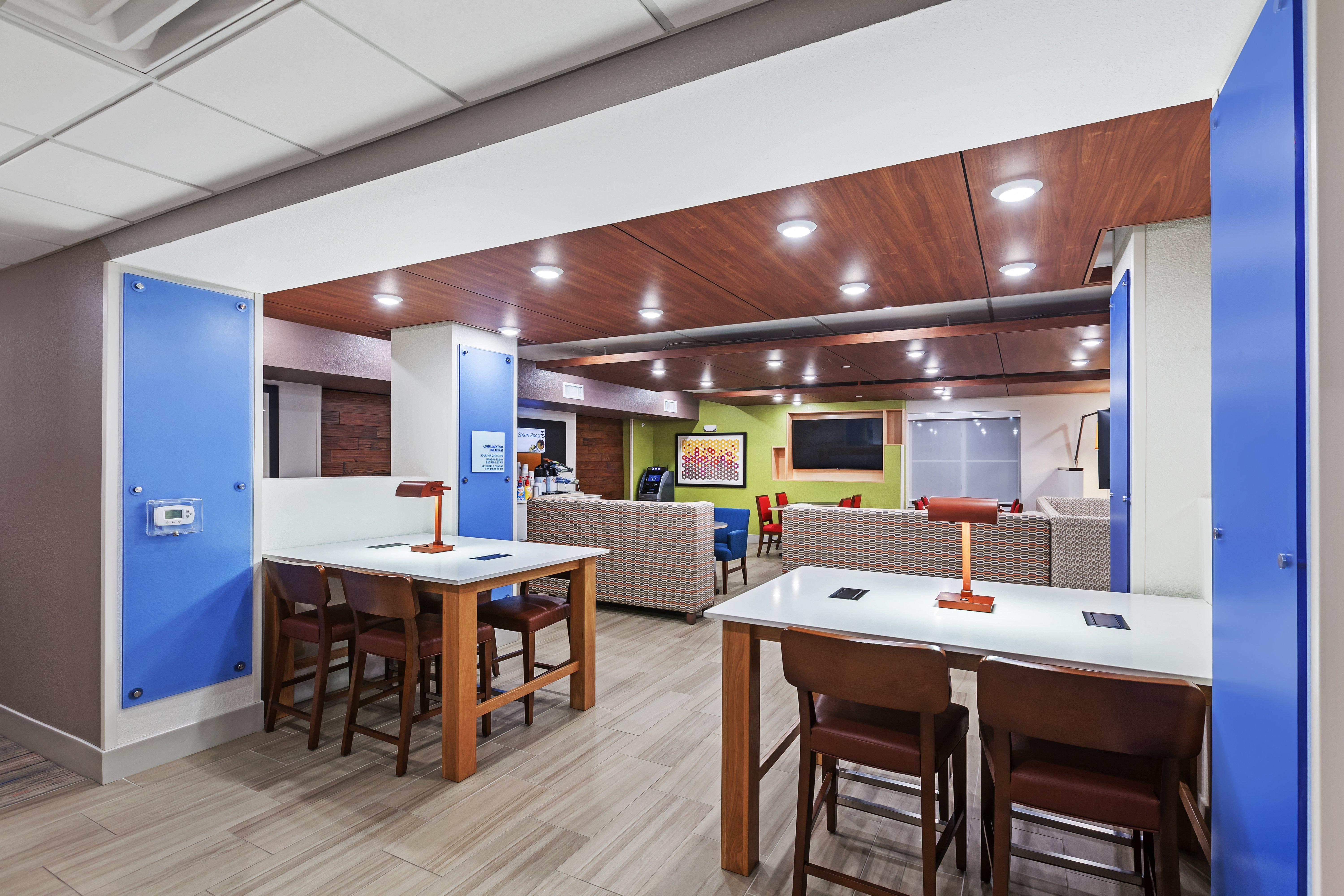 Holiday Inn Express Hotel & Suites Dallas Lewisville By Ihg Εξωτερικό φωτογραφία